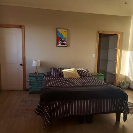 Hostal El Faro Hotel Сан Антонио Екстериор снимка
