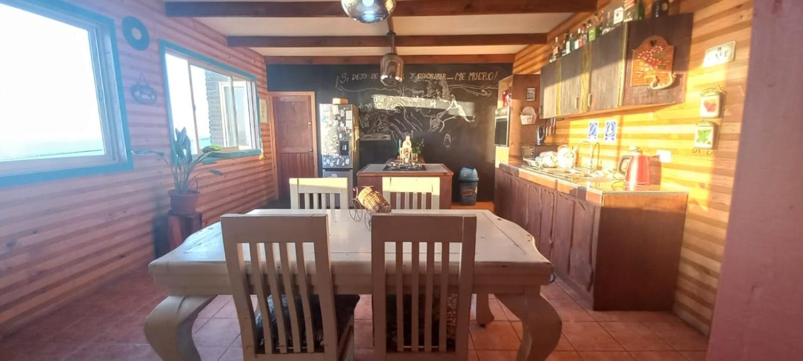 Hostal El Faro Hotel Сан Антонио Екстериор снимка